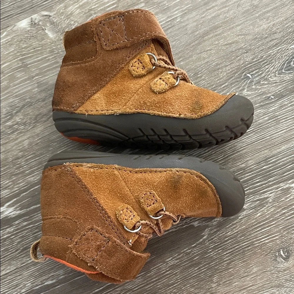 Stride Rite Size 4.5 Brown Suede Toddler Boots